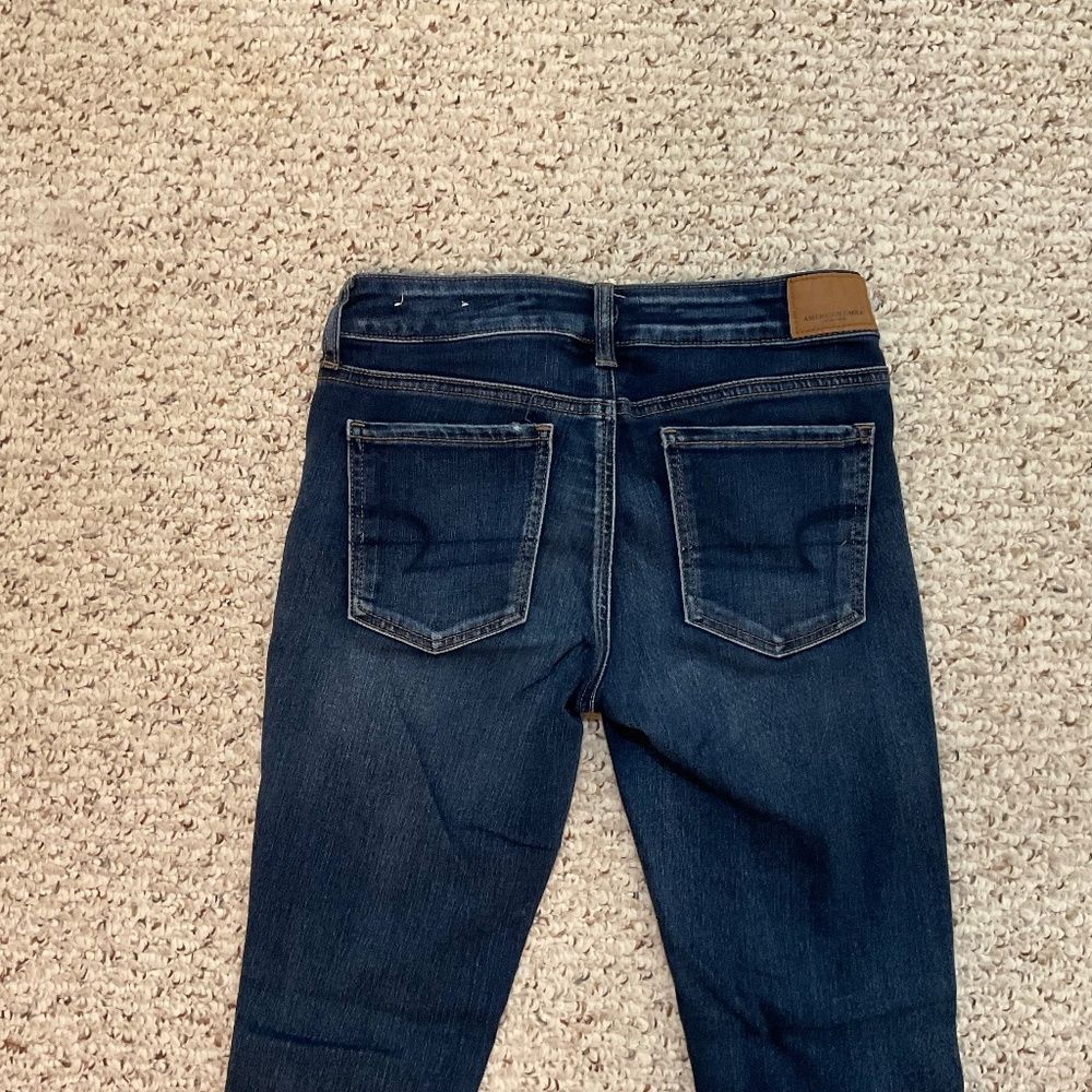 American Eagle super super stretch jegging size 2 US regular dark wash denim - Picture 2 of 7
